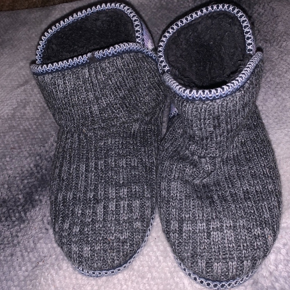 Snug MukLuks, super soft fluffy